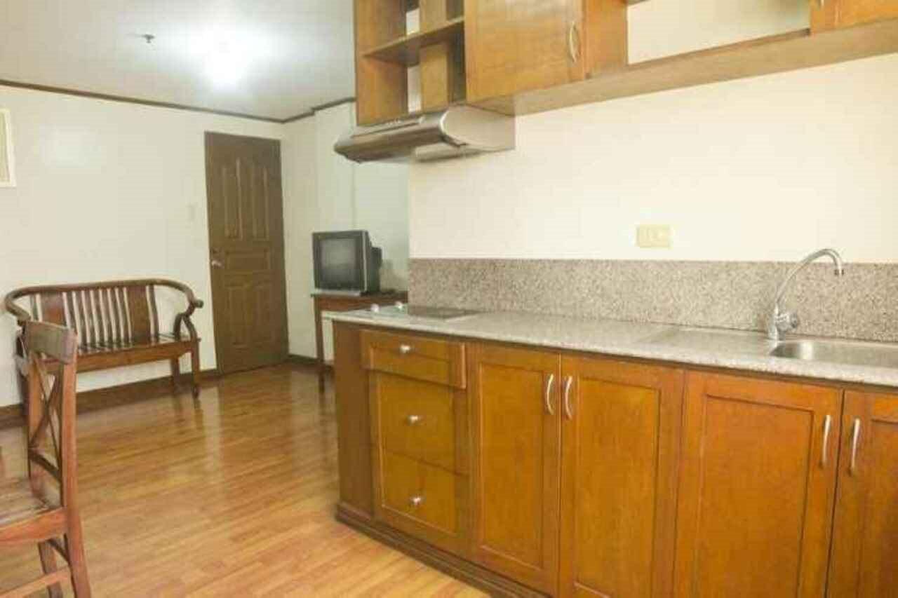 Isabelle Royale Makati Hotel Makati City Ngoại thất bức ảnh