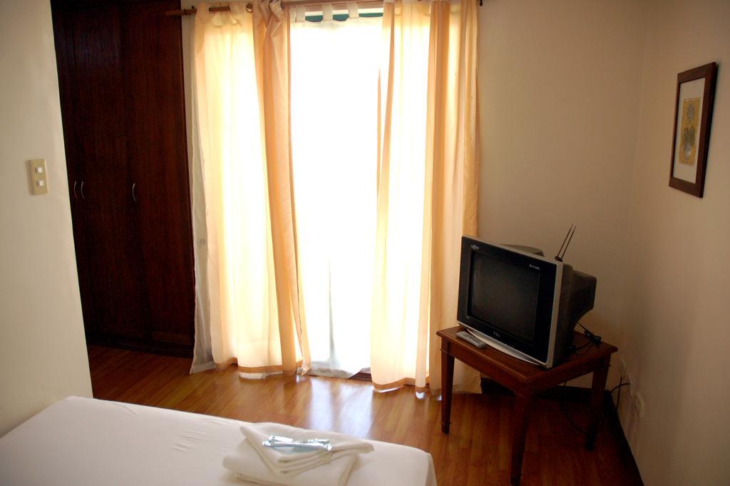 Isabelle Royale Makati Hotel Makati City Ngoại thất bức ảnh