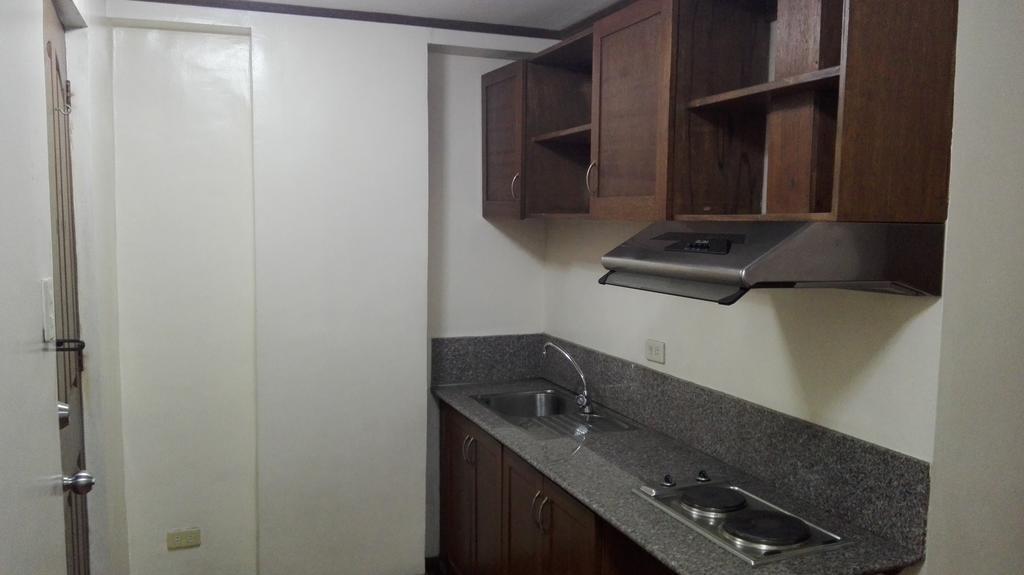 Isabelle Royale Makati Hotel Makati City Phòng bức ảnh