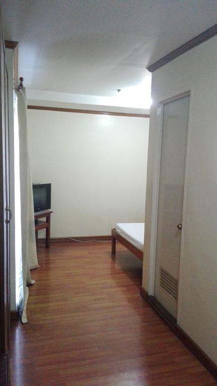 Isabelle Royale Makati Hotel Makati City Ngoại thất bức ảnh