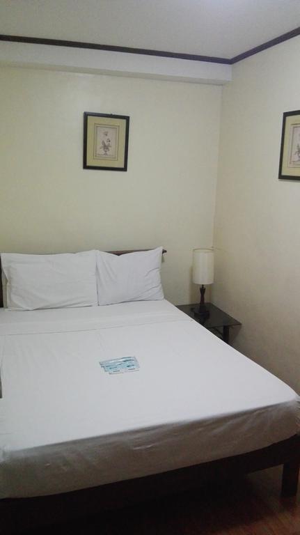 Isabelle Royale Makati Hotel Makati City Ngoại thất bức ảnh