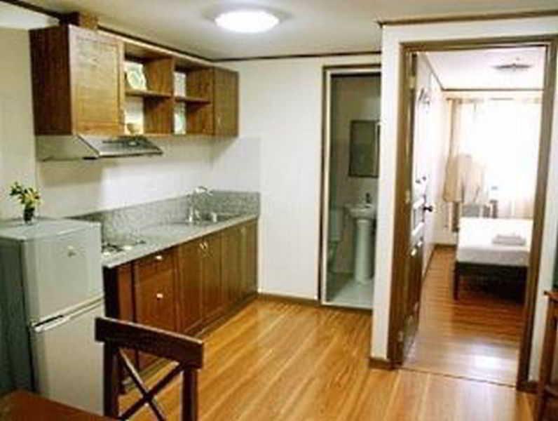 Isabelle Royale Makati Hotel Makati City Ngoại thất bức ảnh